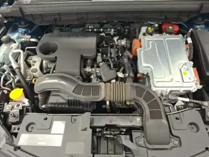 Photo 13 Renault Arkana  E-Tech hybride 145 - 22