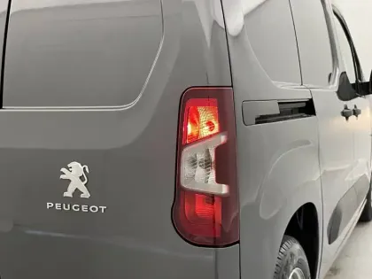 Photo 22 Peugeot Partner  FOURGON M 650 KG BLUEHDI 100 S&S BVM6