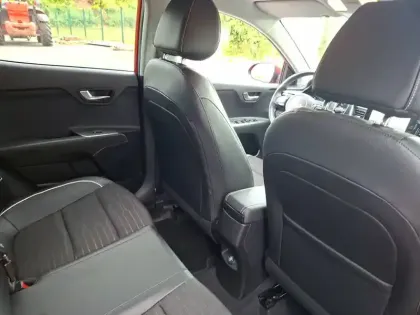 Photo 13 Kia Stonic  1.0 T-GDi 100 ch BVM6