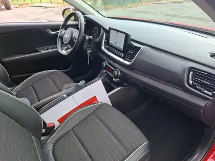 Photo 16 Kia Stonic  1.0 T-GDi 100 ch BVM6