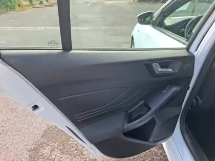 Photo 19 Ford Focus  1.0 Flexifuel 125 S&S mHEV Powershift