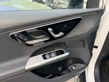 Photo 10 Mercedes GLC  300 de Hybrid EQ 4MATIC Co
