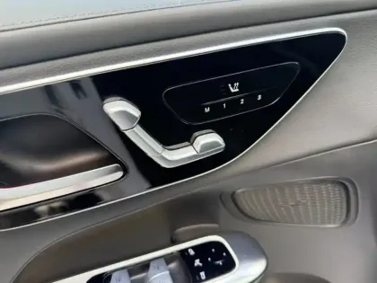 Photo 16 Mercedes GLC  300 de Hybrid EQ 4MATIC Co