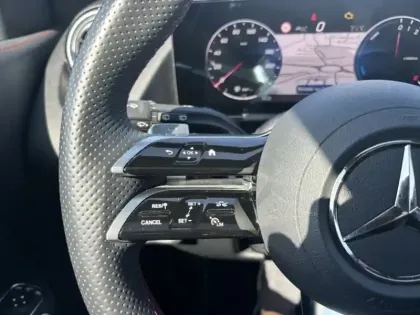 Photo 13 Mercedes GLA 250 e Hybrid EQ AMG Line