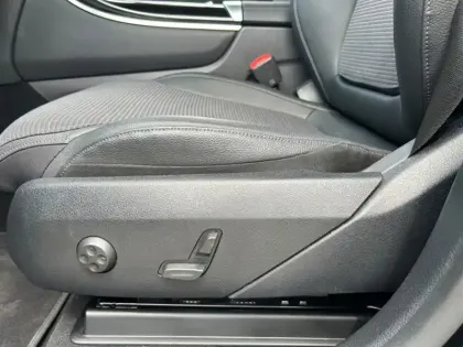 Photo 10 Mercedes GLC  300 e Hybrid EQ 4MATIC Ava