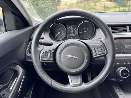 Photo 48 Jaguar E-Pace 2.0 D - 150 CH AWD BVA