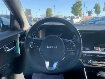 Photo 8 Kia Niro 1.6 GDI HYBRIDE RECHARGEABLE 141 CH DCT6