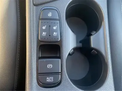 Photo 14 Kia Niro 1.6 GDI HYBRIDE RECHARGEABLE 141 CH DCT6