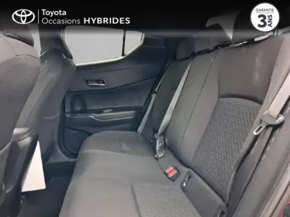 Photo 11 Toyota C-HR  1.8 Hybride 122ch Design E-CVT