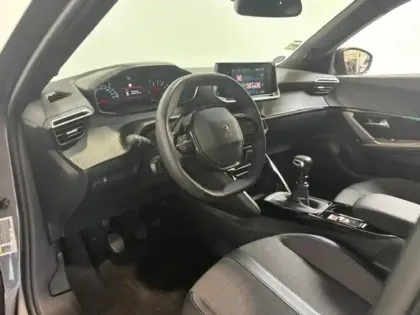 Photo 5 Peugeot 2008  1.2 130 Allure GPS / Camera / Carplay