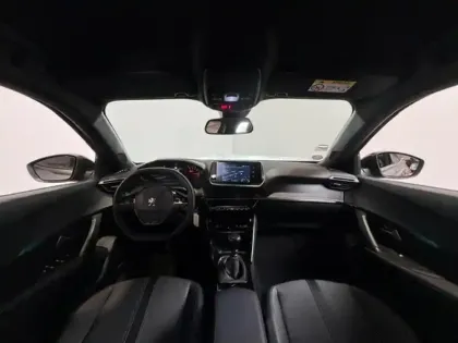 Photo 8 Peugeot 2008  1.2 130 Allure GPS / Camera / Carplay