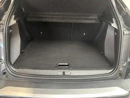 Photo 11 Peugeot 2008  1.2 130 Allure GPS / Camera / Carplay