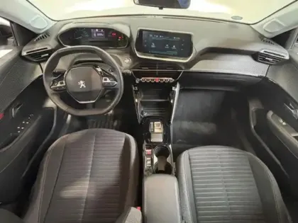 Photo 6 Peugeot 208  e- 136 Like Carplay