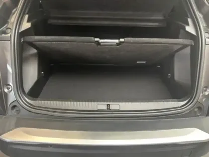 Photo 12 Peugeot 2008  1.2 130 Allure GPS / Camera 180 / Carplay