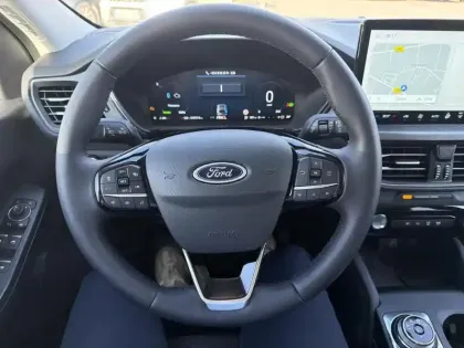 Photo 13 Ford Kuga  2.5 Duratec 180ch Hybrid FlexiFuel Titanium Business Powershift