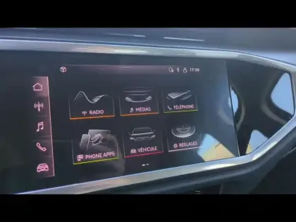 Photo 9 Audi Q3  35 TFSI 150ch Design