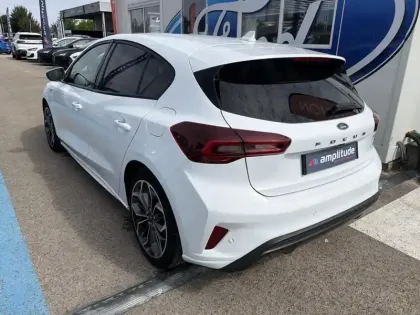 Photo 6 Ford Focus  1.0 Flexifuel mHEV 125 ch ST-Line X