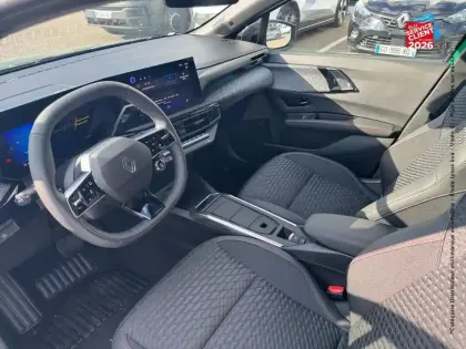 Photo 14 Renault Clio  1.8 E-Tech 160ch full hybrid Techno