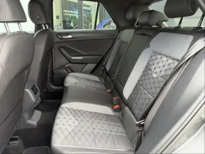 Photo 20 Volkswagen T-roc  1.5 TSI Evo2 150ch R-Line DSG7