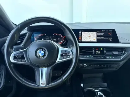 Photo 5 BMW Serie 1 Série 1 116dA 116ch M Sport DKG7