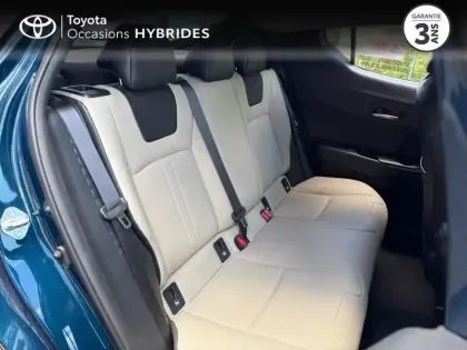 Photo 6 Toyota C-HR  2.0 Hybride 184ch Collection E-CVT