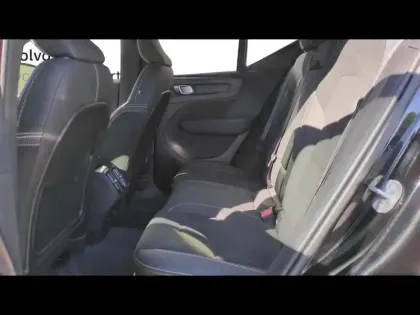 Photo 8 Volvo XC40  B3 163ch Ultra DCT 7