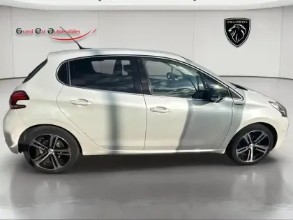 Photo 6 Peugeot 208  1.2 PureTech 110ch GT Line S&S 5p