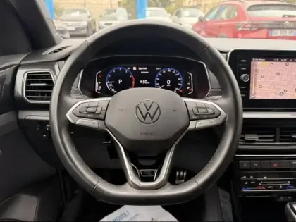 Photo 8 Volkswagen T-cross  1.0 TSI 116ch R-Line Edition DSG7