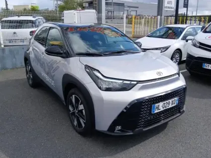 Photo 10 Toyota Aygo X  116h Graphic
