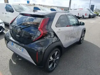 Photo 9 Toyota Aygo X  116h Graphic