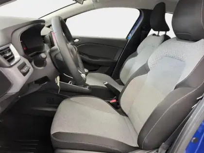 Photo 13 Renault Clio  1.5 dCi 100ch Evolution - 25