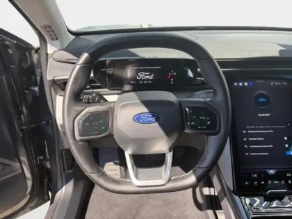Photo 14 Ford Explorer  170ch Standard Range 52kWh RWD