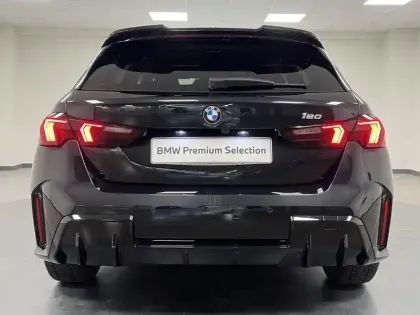 Photo 5 BMW Serie 1 Série 1 120A 170ch M Sport DKG7