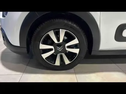 Photo 9 Citroën C3  1.2 PureTech 83ch S&S Shine