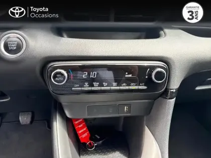 Photo 13 Toyota Yaris  120 VVT-i Dynamic Business 5p MY22