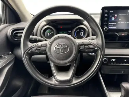 Photo 10 Toyota Yaris  116h Design 5p MY22