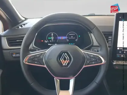 Photo 11 Renault Captur  1.6 E-Tech hybride 145ch Techno