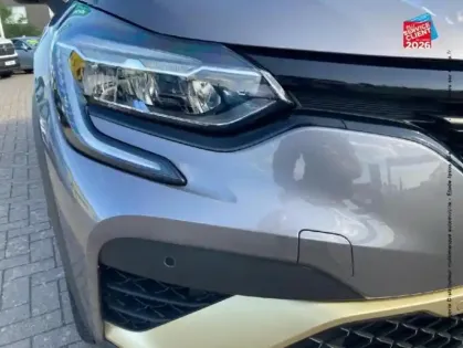 Photo 12 Renault Captur  1.6 E-Tech hybride 145ch Engineered