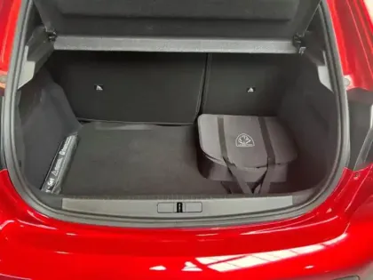 Photo 12 Peugeot 208  e- 156 GT Toit Pano /Alcantara / Gps / Camera 180 / Matrix
