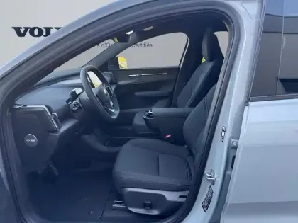 Photo 8 Volvo Ex30  Cross Country P5 Long Range 272ch 69kWh Ultra