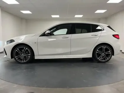 Photo 6 BMW Serie 1 Série 1 118dA 150ch M Sport