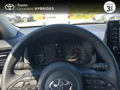 Photo 12 Toyota Yaris  116h Dynamic 5p MC24