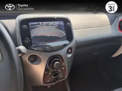 Photo 14 Toyota Aygo  1.0 VVT-i 72ch x-play 5p Pack Style Car Play
