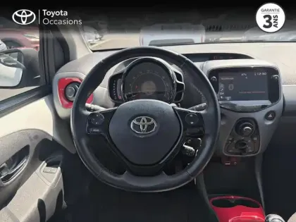 Photo 8 Toyota Aygo  1.0 VVT-i 72ch x-play 5p Pack Style Car Play