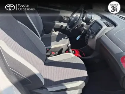 Photo 5 Toyota Aygo  1.0 VVT-i 72ch x-play 5p Pack Style Car Play