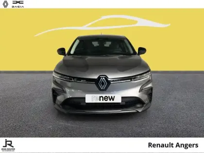 Photo 8 Renault Megane  E-Tech Electric EV60 130ch Evolution ER super charge -B
