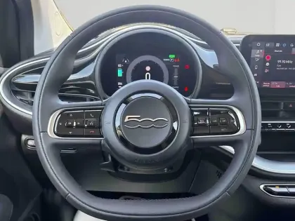 Photo 11 Fiat 500  e 118ch Icône