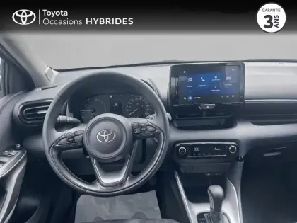 Photo 8 Toyota Yaris  116h Dynamic 5p MC24