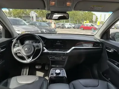 Photo 8 Kia Niro e- Premium 204ch
