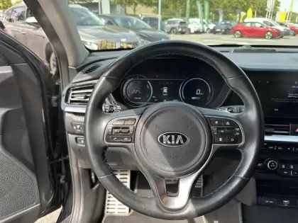 Photo 10 Kia Niro e- Premium 204ch